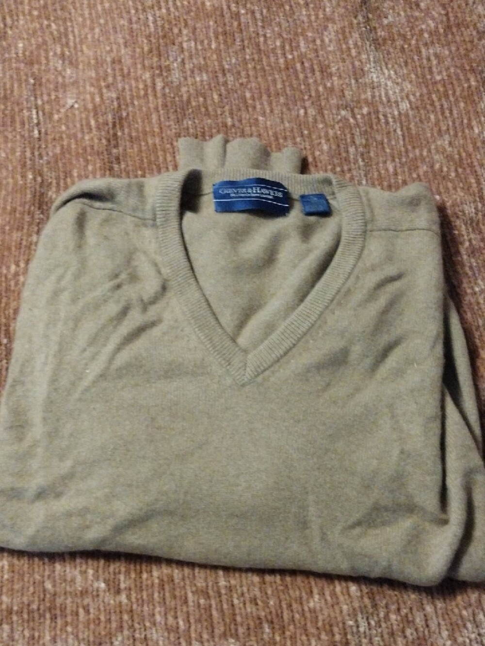 Gieves & Hawkes Men's V-Neck Cashmere Sweater in Tan